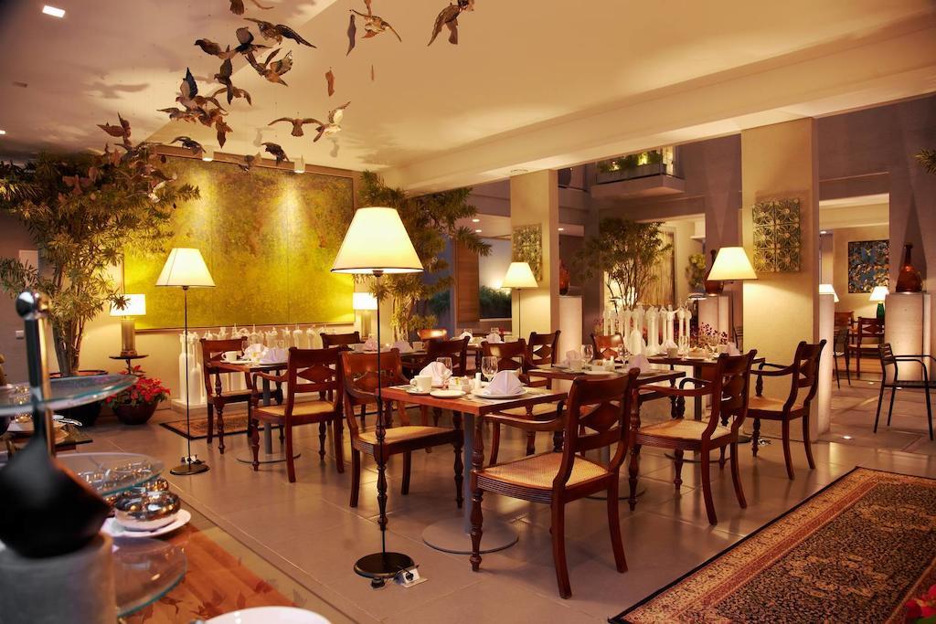 Bumi Semilir Art And Boutique Hotel Cihanjuang Exteriör bild