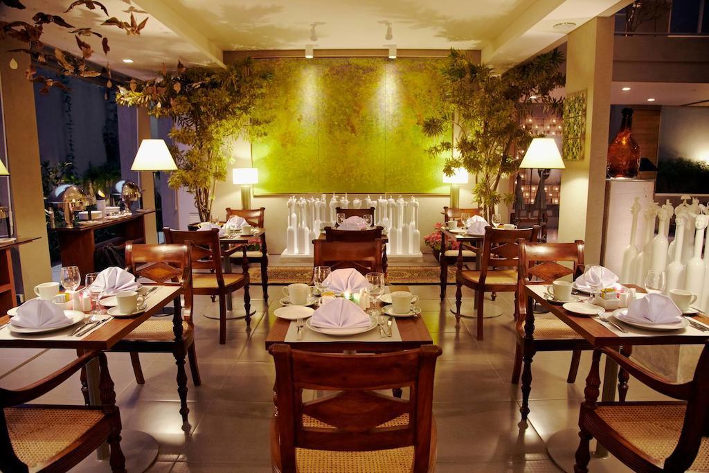 Bumi Semilir Art And Boutique Hotel Cihanjuang Exteriör bild