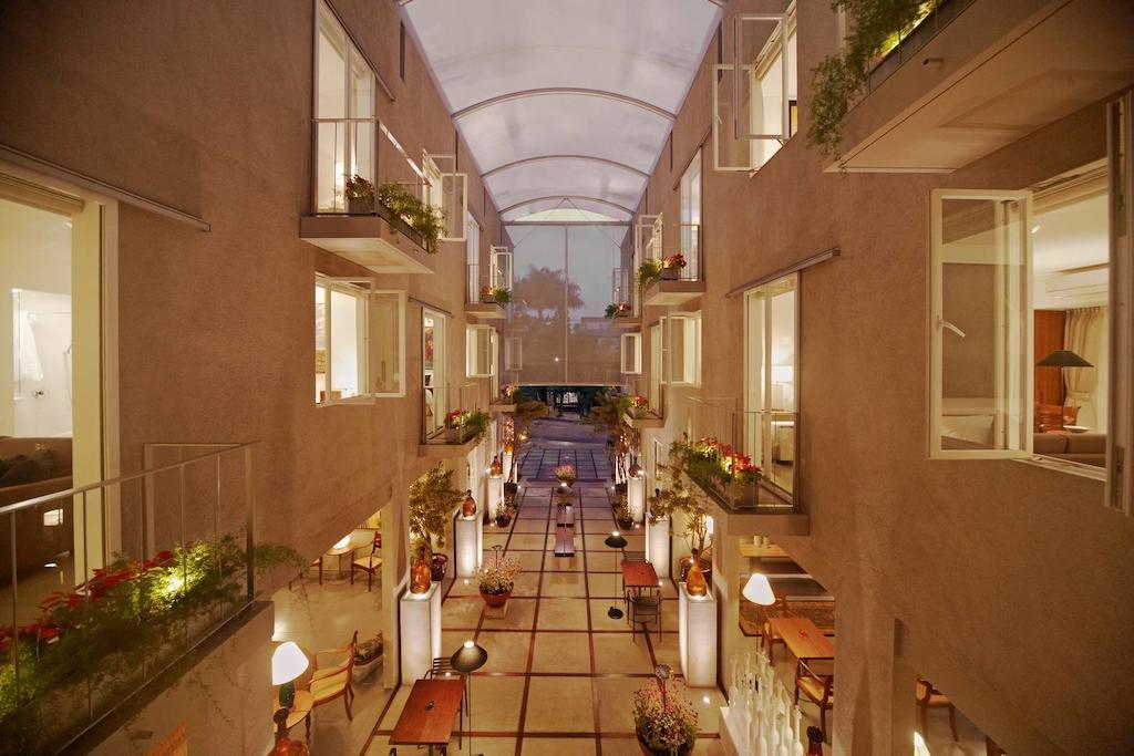 Bumi Semilir Art And Boutique Hotel Cihanjuang Exteriör bild