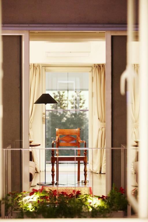 Bumi Semilir Art And Boutique Hotel Cihanjuang Exteriör bild