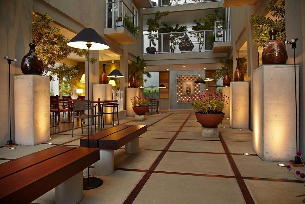 Bumi Semilir Art And Boutique Hotel Cihanjuang Exteriör bild