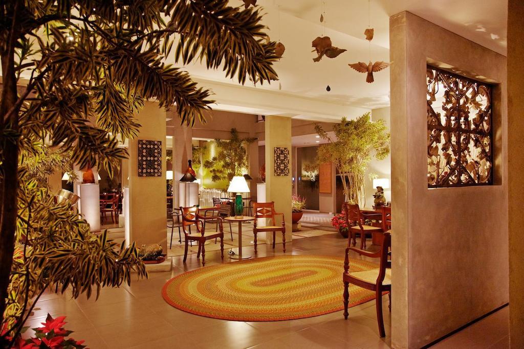 Bumi Semilir Art And Boutique Hotel Cihanjuang Exteriör bild