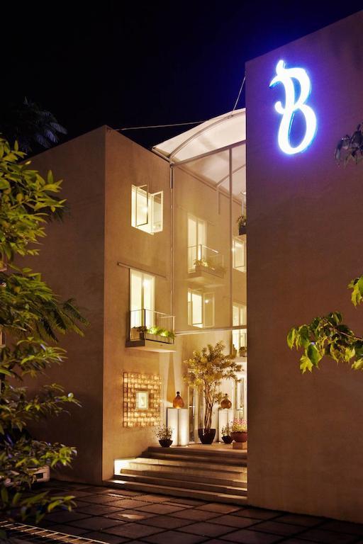 Bumi Semilir Art And Boutique Hotel Cihanjuang Exteriör bild
