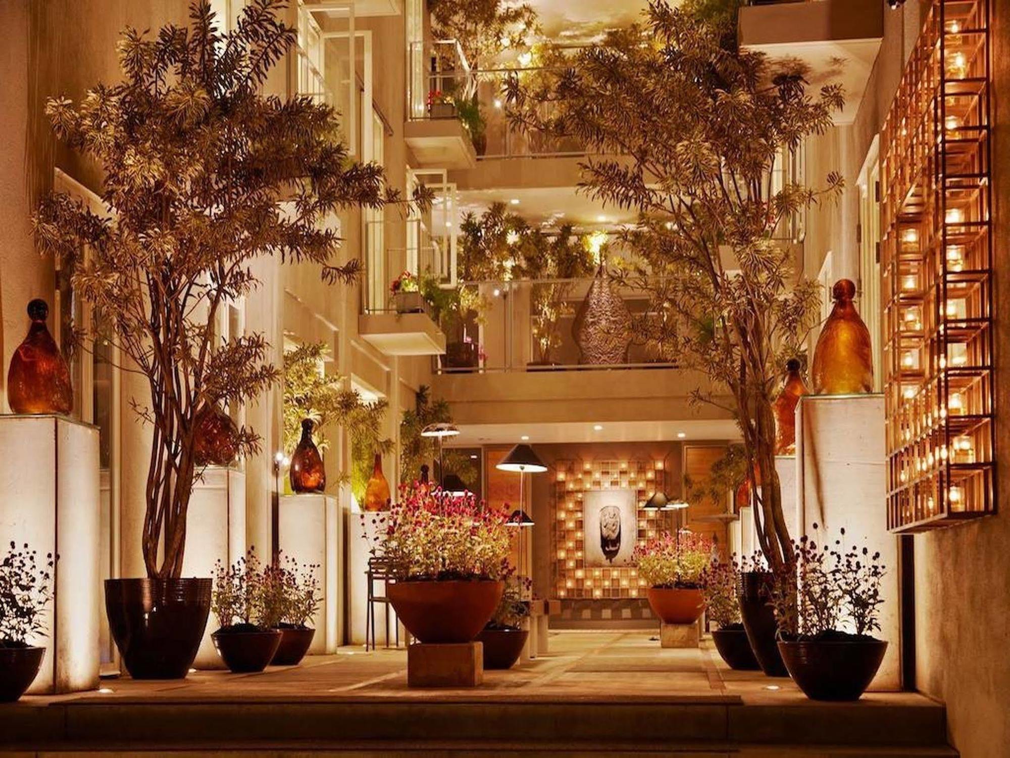 Bumi Semilir Art And Boutique Hotel Cihanjuang Exteriör bild